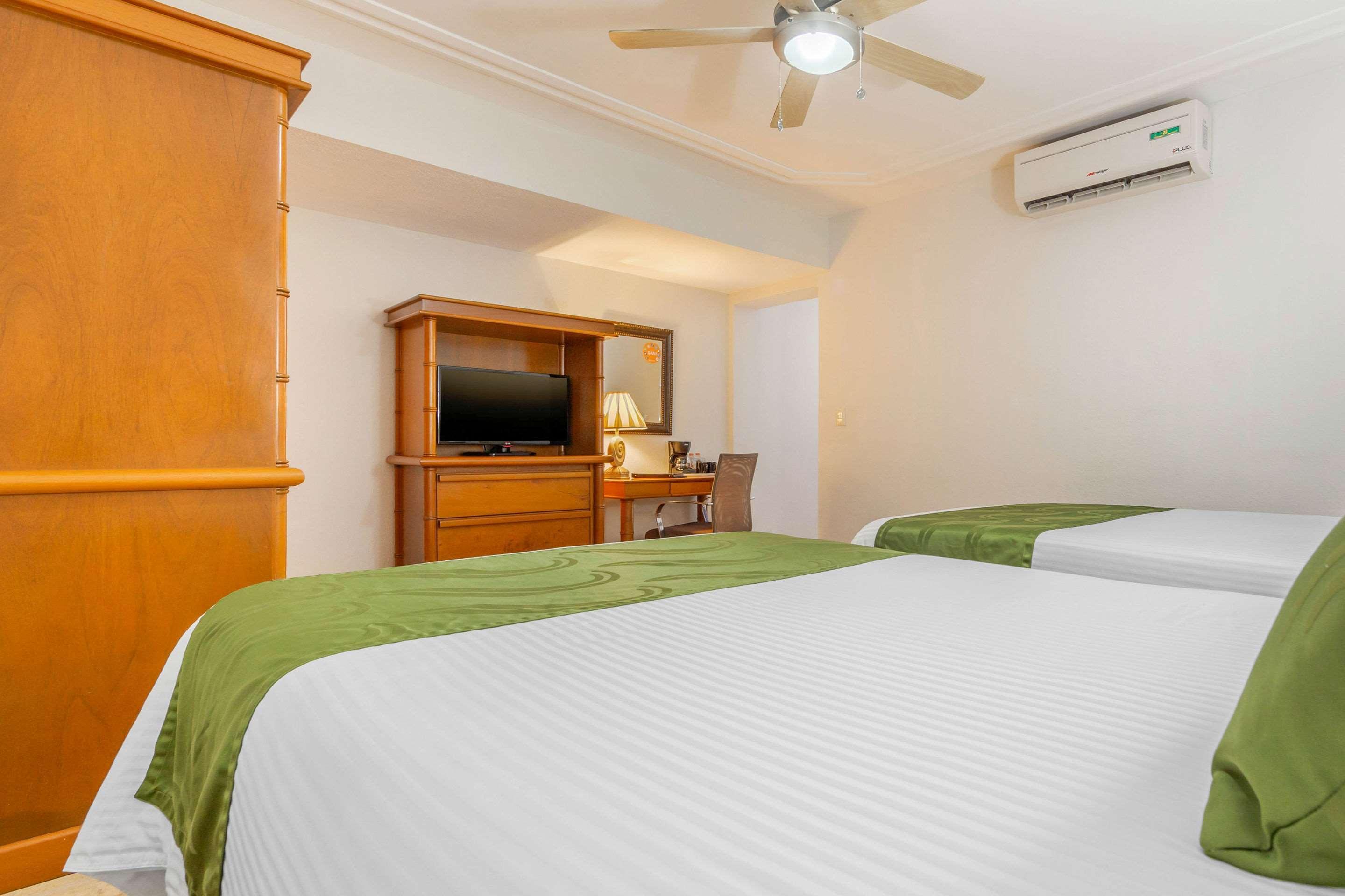 Quality Inn Mazatlan Ngoại thất bức ảnh