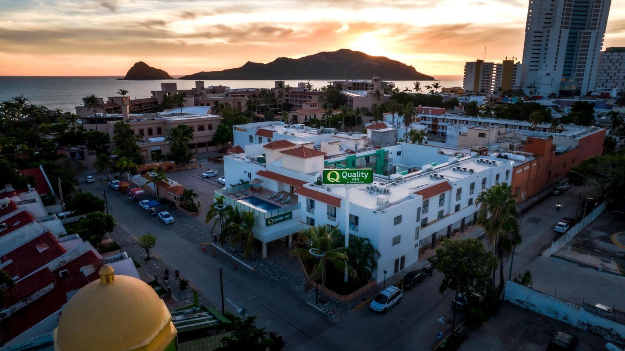 Quality Inn Mazatlan Ngoại thất bức ảnh